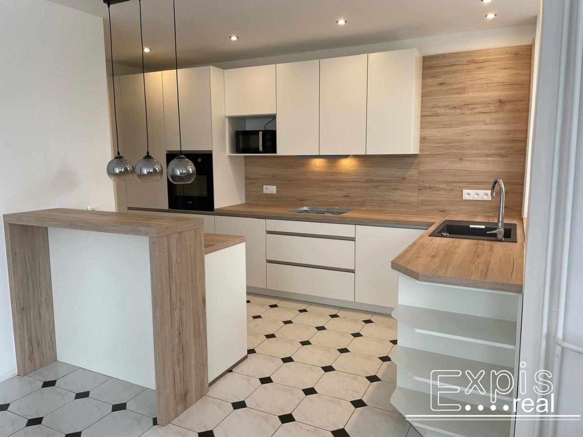 PRENÁJOM  6 izb dom s krásnym výhľadom pri lese na KOLIBE Nové mesto  EXPIS REAL