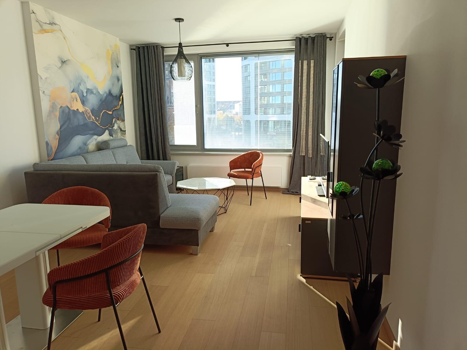 NA PRENÁJOM - Štýlový 2-izbový byt v SKY PARK  - zariadený,  s možnosťou prenájmu parkovania aj pivnice