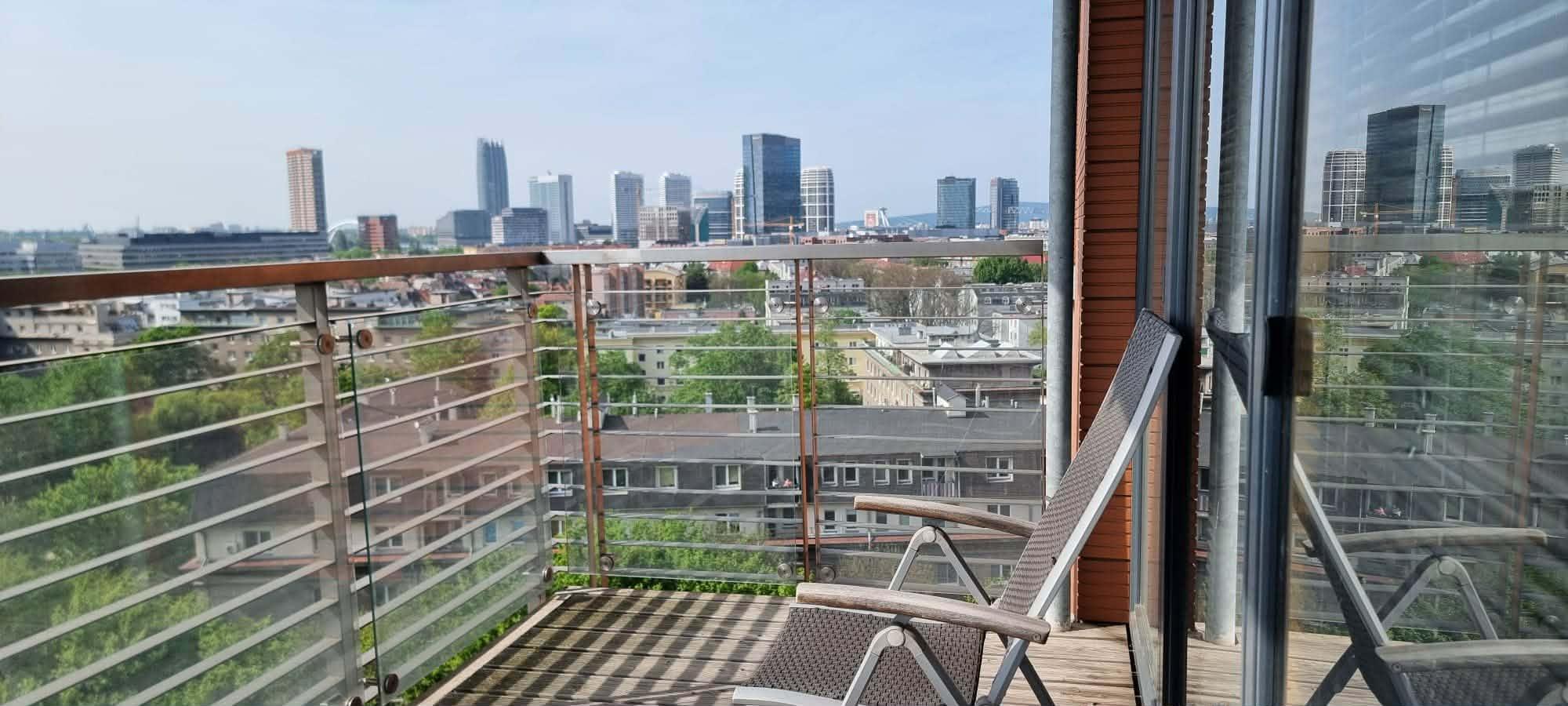 PRENÁJOM 2 izbový byt s bazénom na streche NIVY Ružinov EXPISREAL