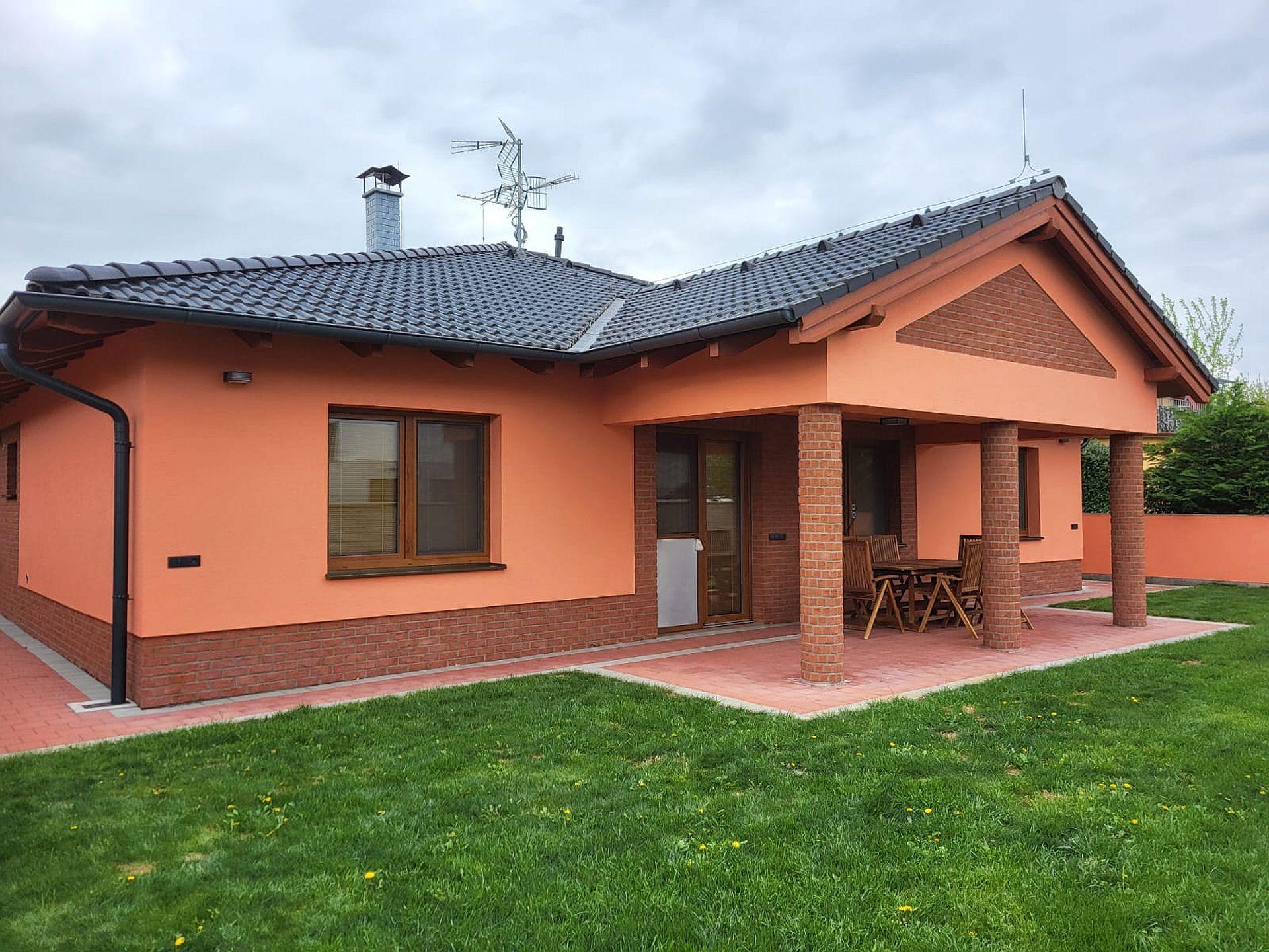 PRENAJOM Rodinný dom - bungalov v Stupave, vhodný aj na podnikanie EXPIS REAL