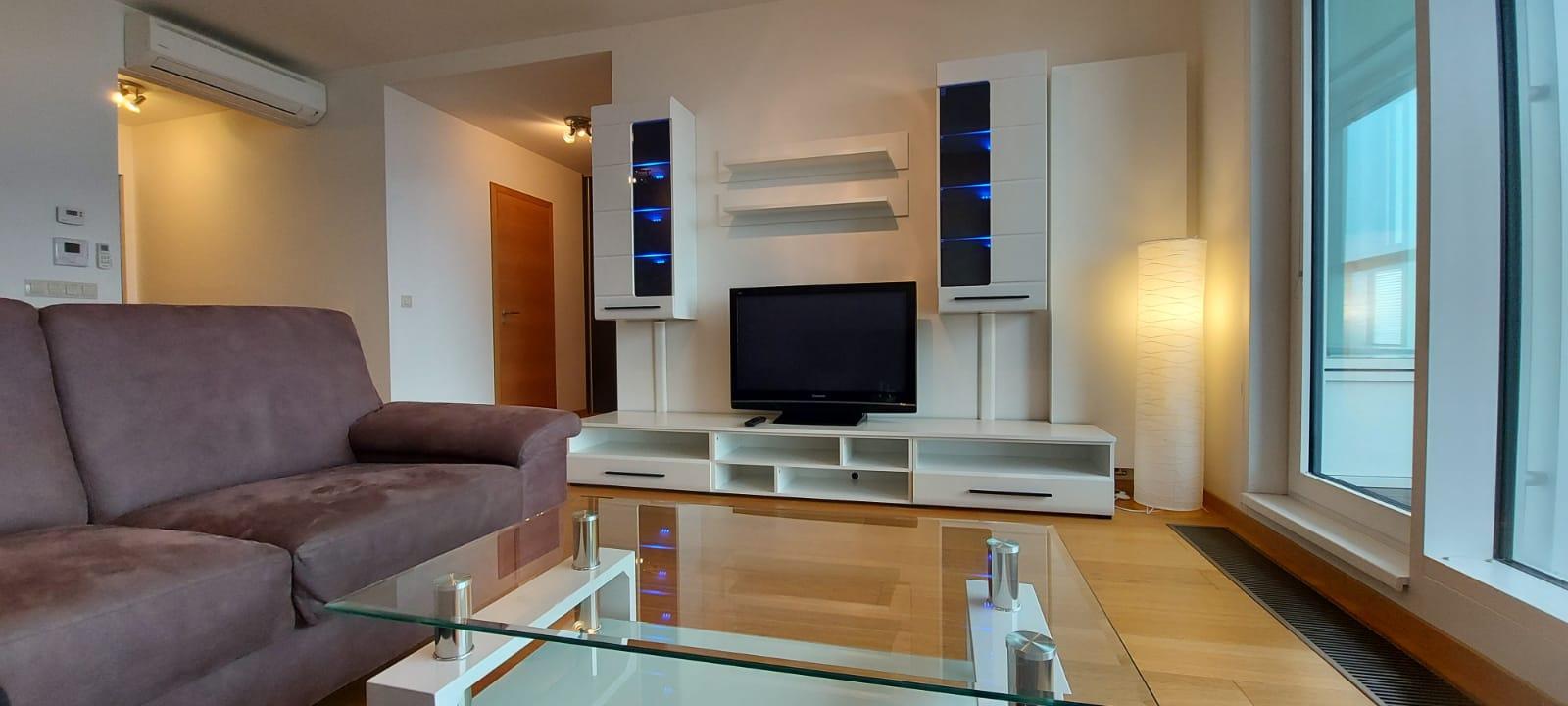 PRENÁJOM 2 izb byt s loggiou Panorama city, Bratislava I., Staré Mesto,  Expis real