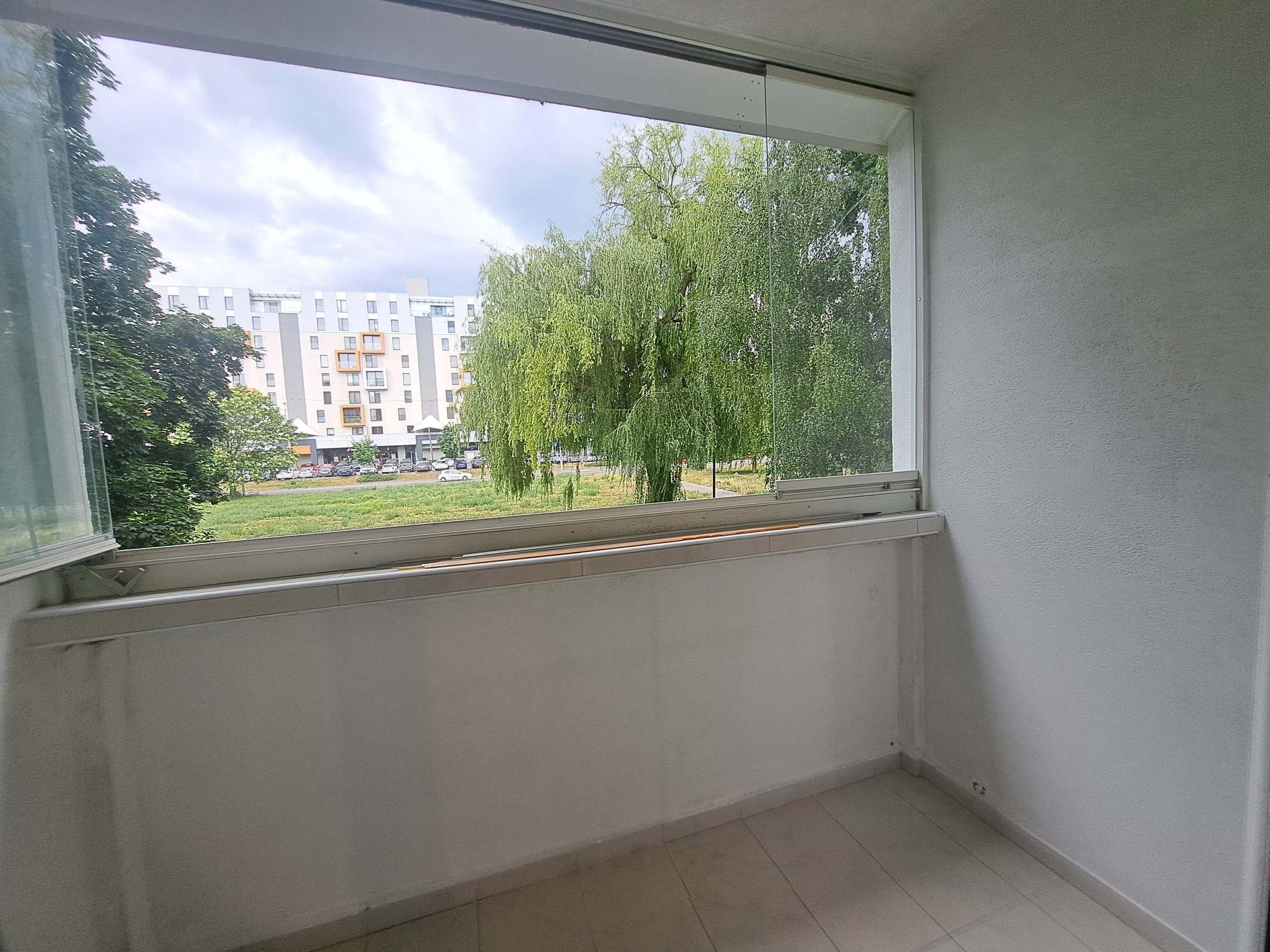 PRENÁJOM 4izb byt Wolkrova Expisreal