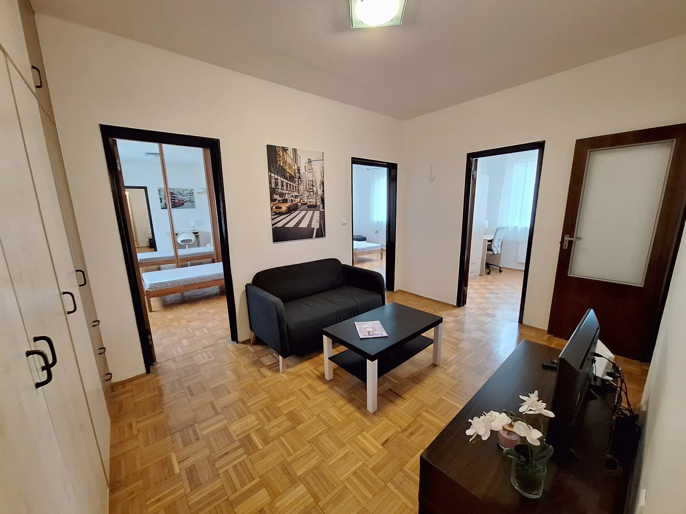 PRENÁJOM 3 izbový byt samostatné izby Petržalka EXPISREAL